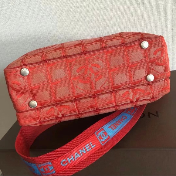 Chanel Travel Line Convertible 2WAY Sport Bag - Picture 12 of 15